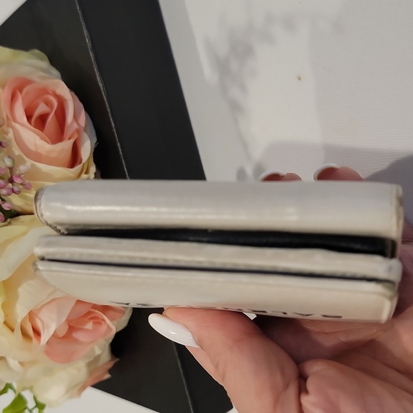 Authentic Balenciaga card wallet - Picture 5 of 11